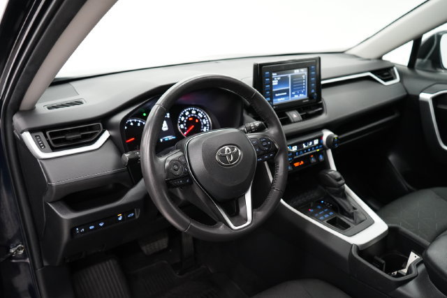 Used 2022 Toyota RAV4 XLE w/ Convenience Package AWD/4WD image 13