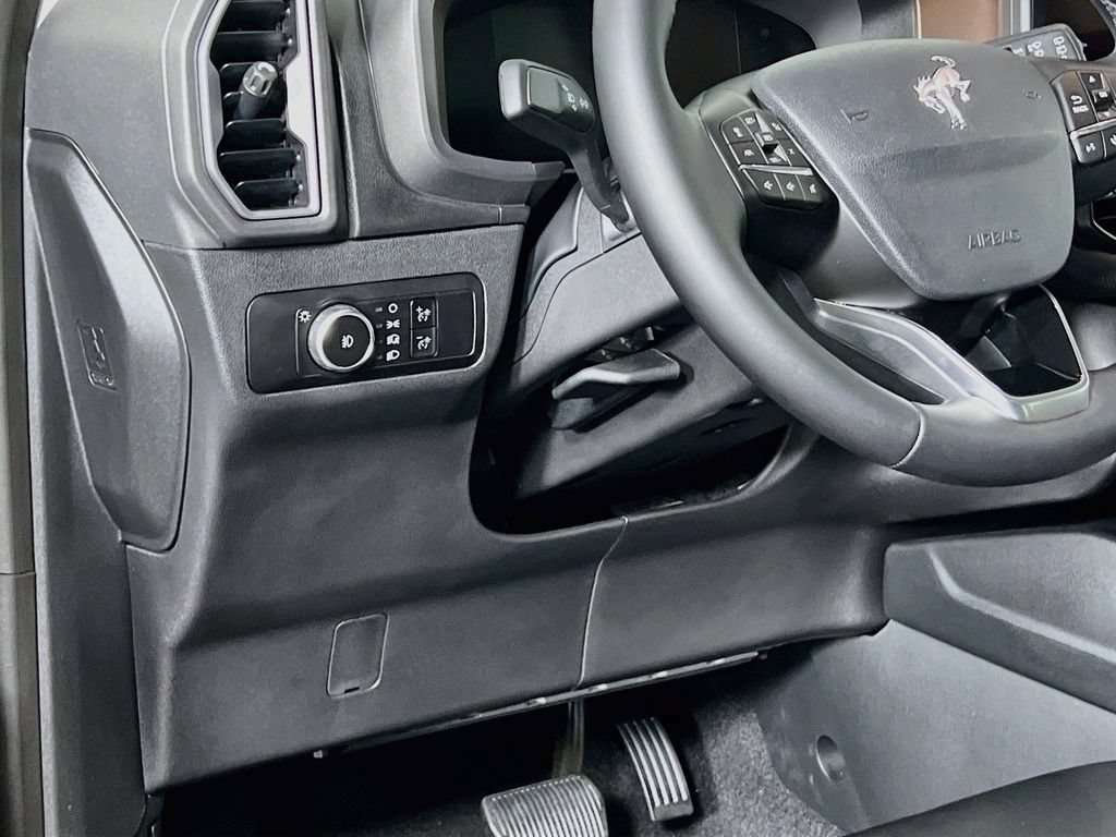 Used 2026 Ford Bronco Sport Outer Banks AWD/4WD image 13