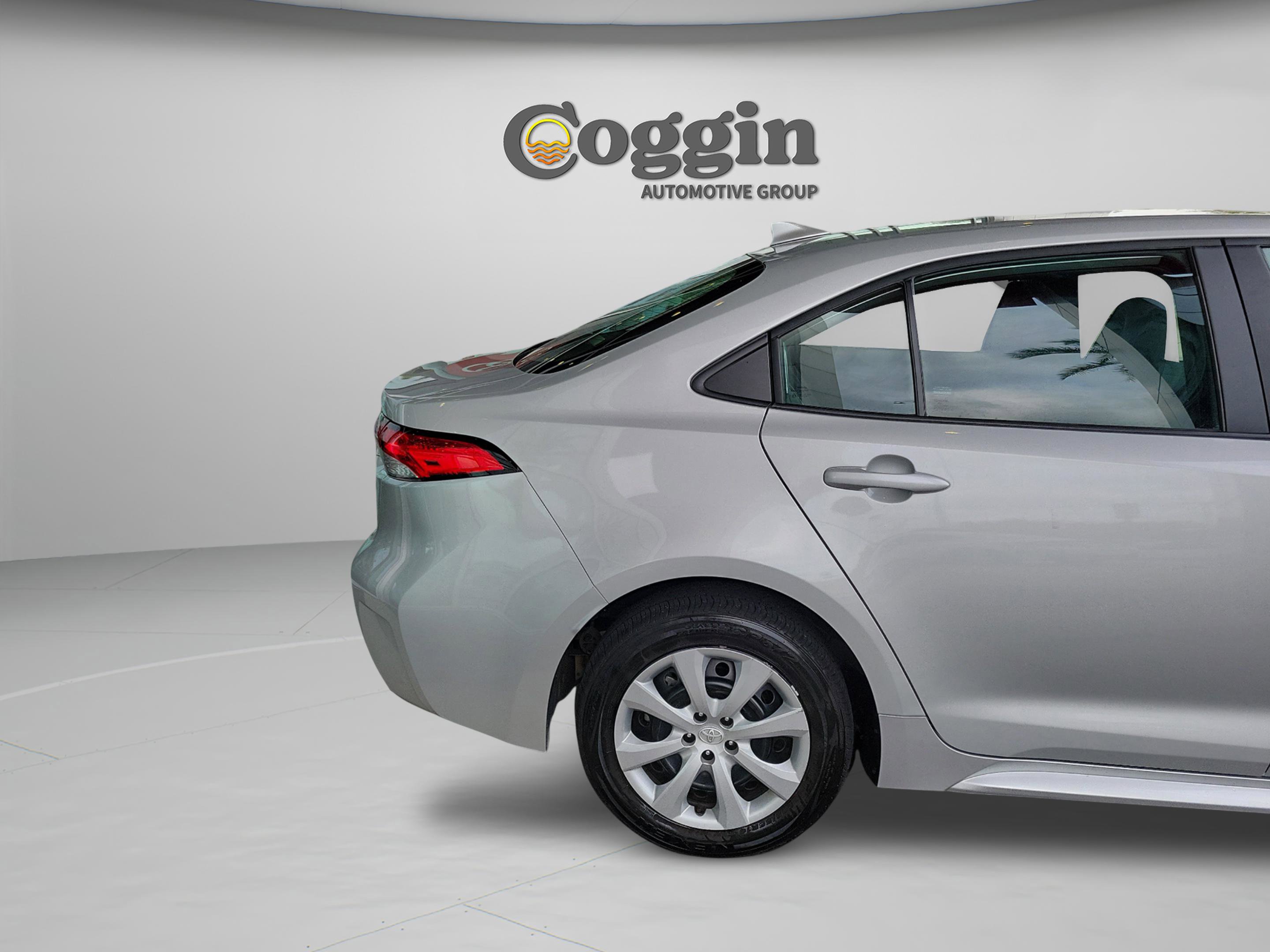 Used 2024 Toyota Corolla LE image 29