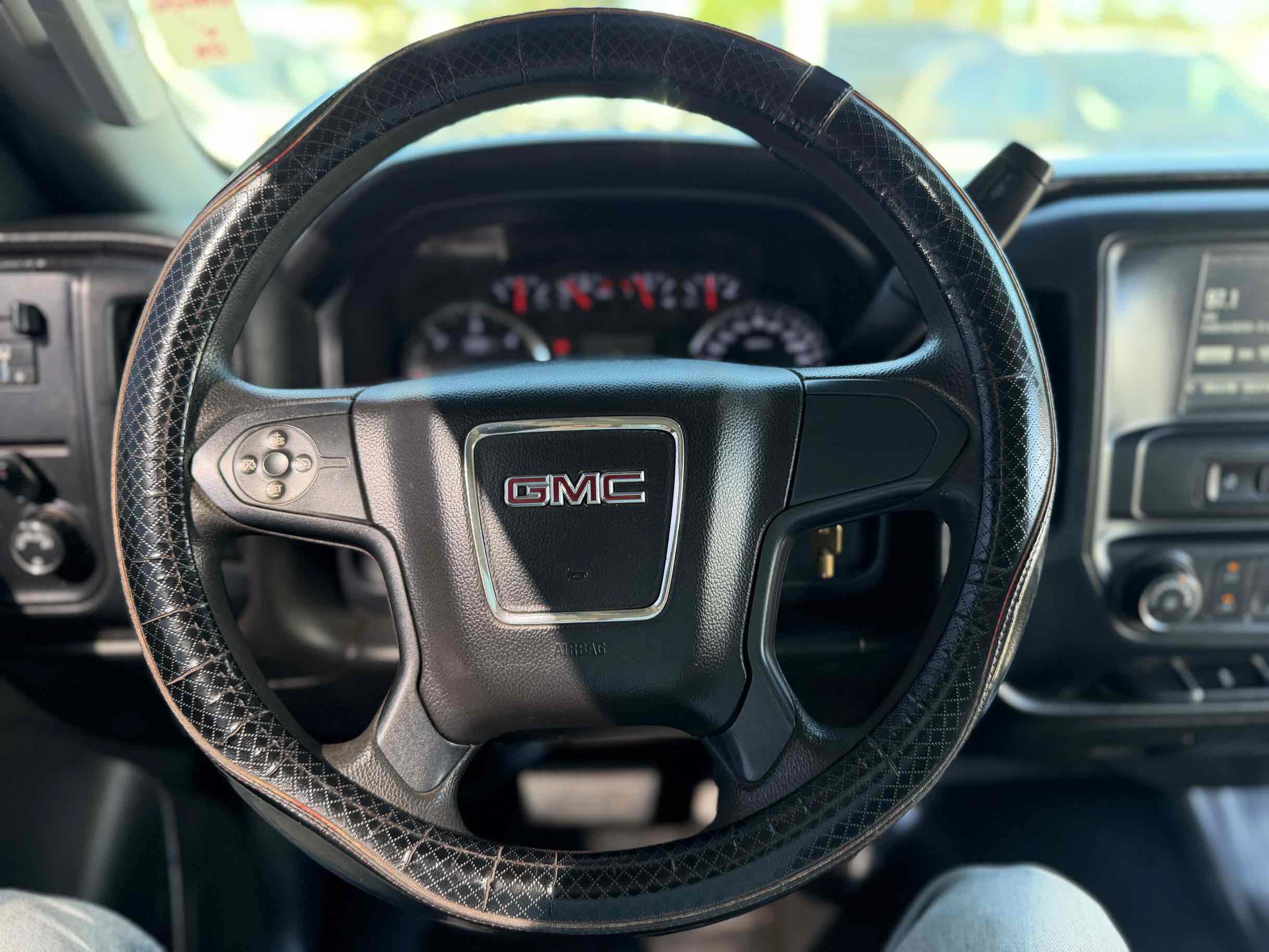 Used 2017 GMC Sierra 3500 2WD Regular Cab image 37
