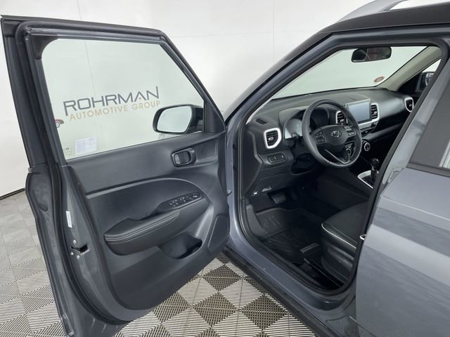 New 2026 Hyundai Venue SEL image 17