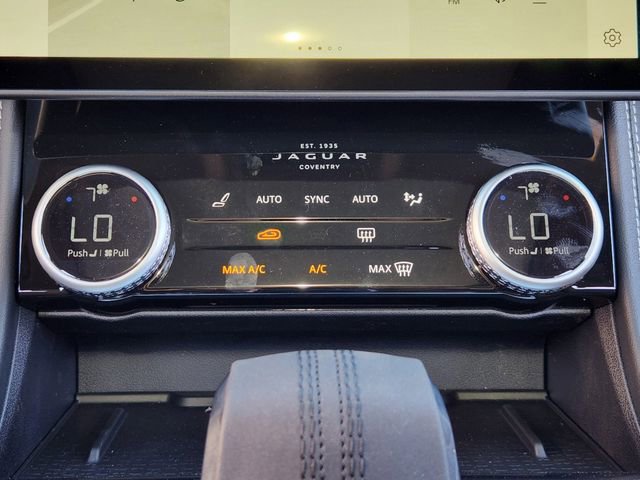 Used 2026 Jaguar F-PACE R-Dynamic S image 15