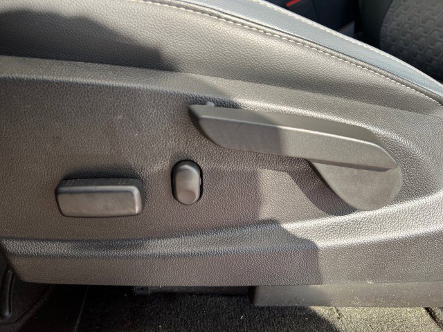 Used 2018 Chevrolet Colorado Z71 image 29