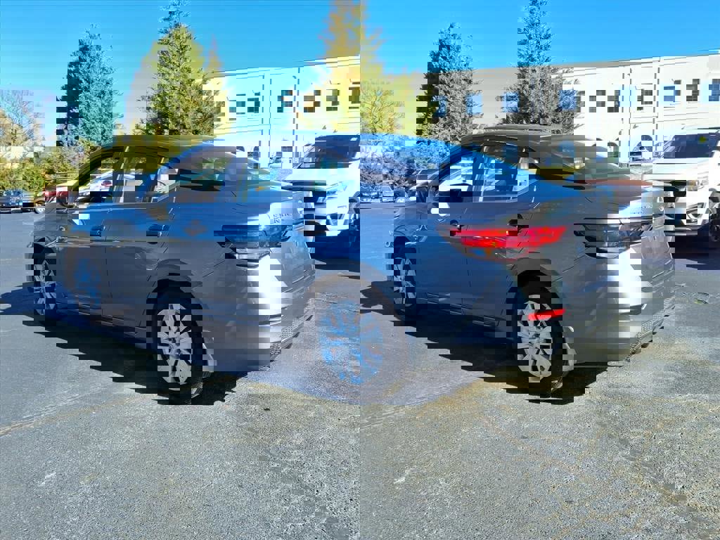 Used 2025 Nissan Sentra S image 23