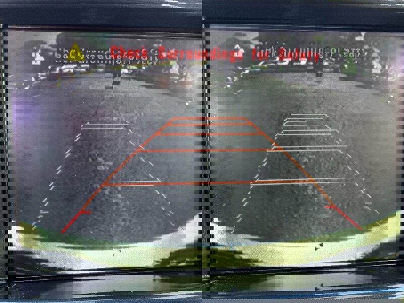 Used 2012 Chevrolet Volt Premium w/ Premium Trim Package FWD image 21