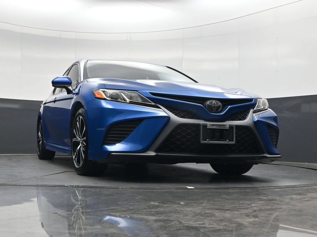 Used 2020 Toyota Camry SE FWD image 30