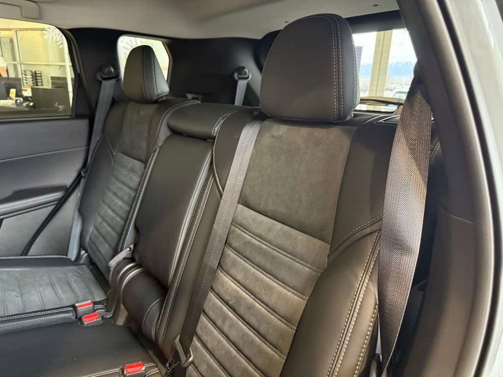 New 2026 Mitsubishi Outlander Trail Edition image 16