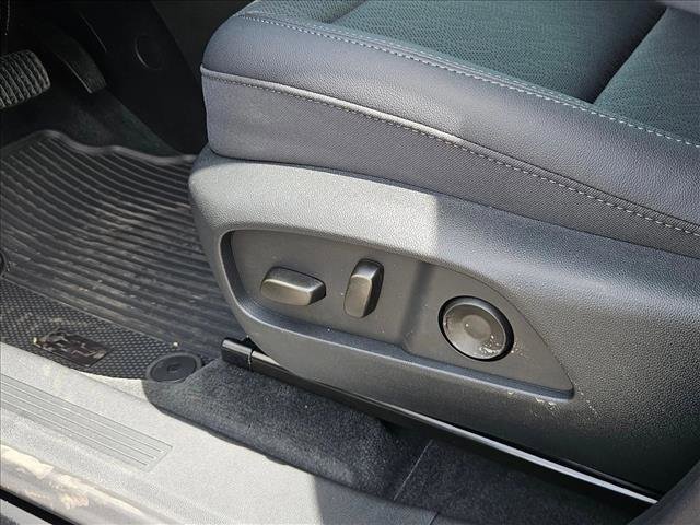 New 2026 Chevrolet Equinox LT w/ Convenience Package II FWD image 4