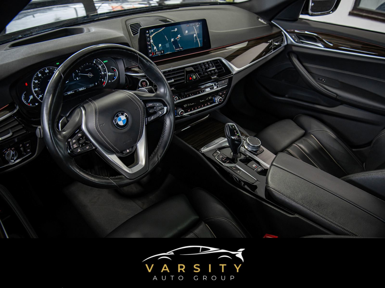 Used 2019 BMW 540i xDrive w/ Premium Package image 18