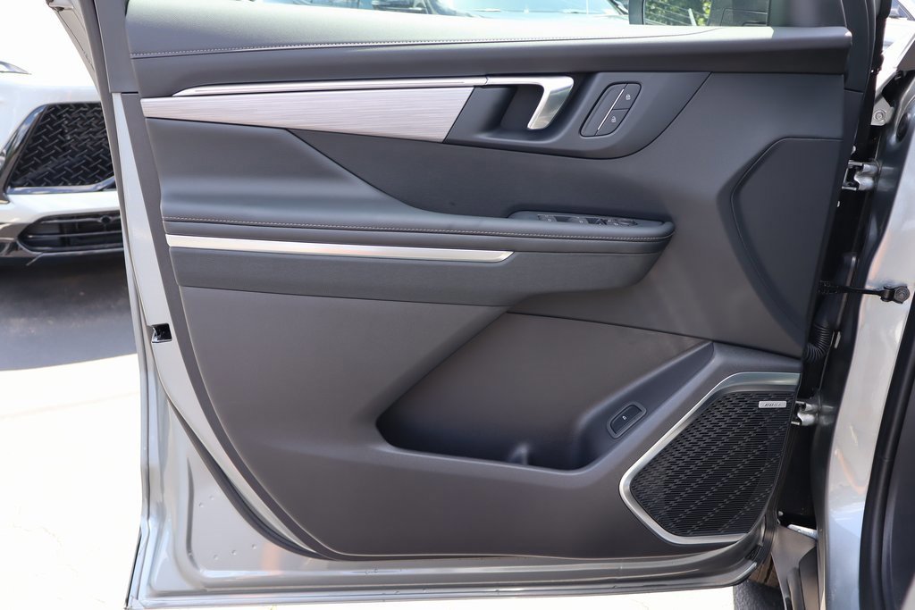 New 2025 Buick Enclave Preferred image 8