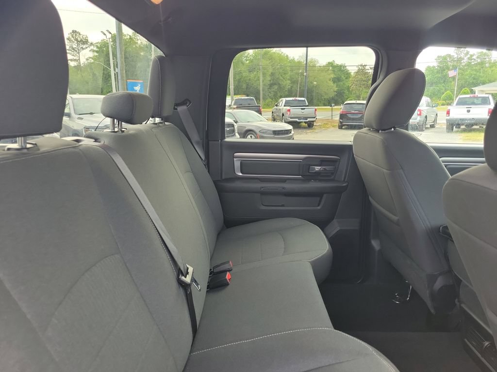 Used 2024 RAM 1500 Warlock RWD image 30