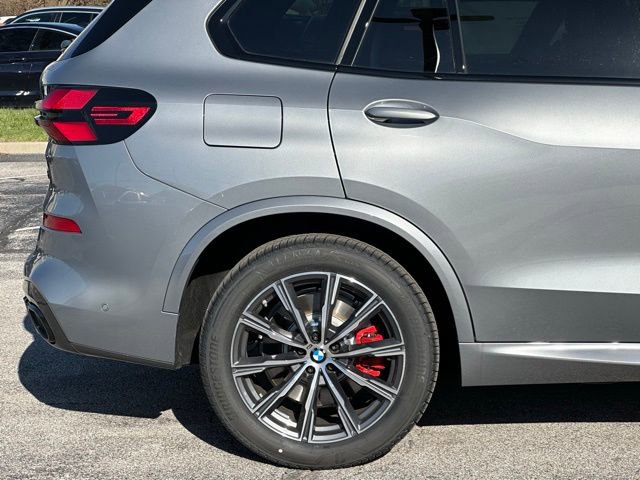 New 2026 BMW X5 M60i image 12