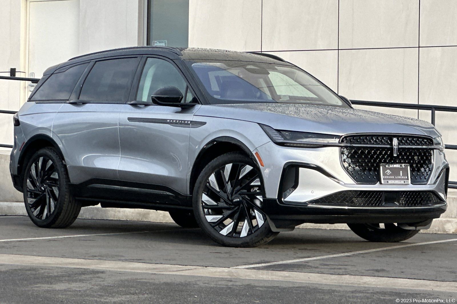 New 2026 Lincoln Nautilus Reserve w/ Jet Appearance Package