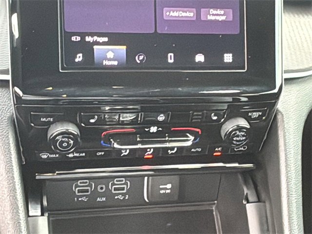 Certified 2025 Jeep Grand Cherokee Laredo X w/ Luxury Tech Group I image 32