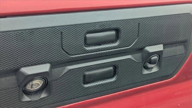 Certified 2022 Chevrolet Silverado 1500 LT w/ Convenience Package II image 7