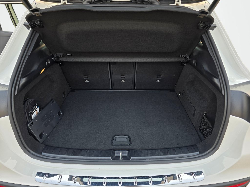 New 2026 Mercedes-Benz GLA 250 4MATIC image 11