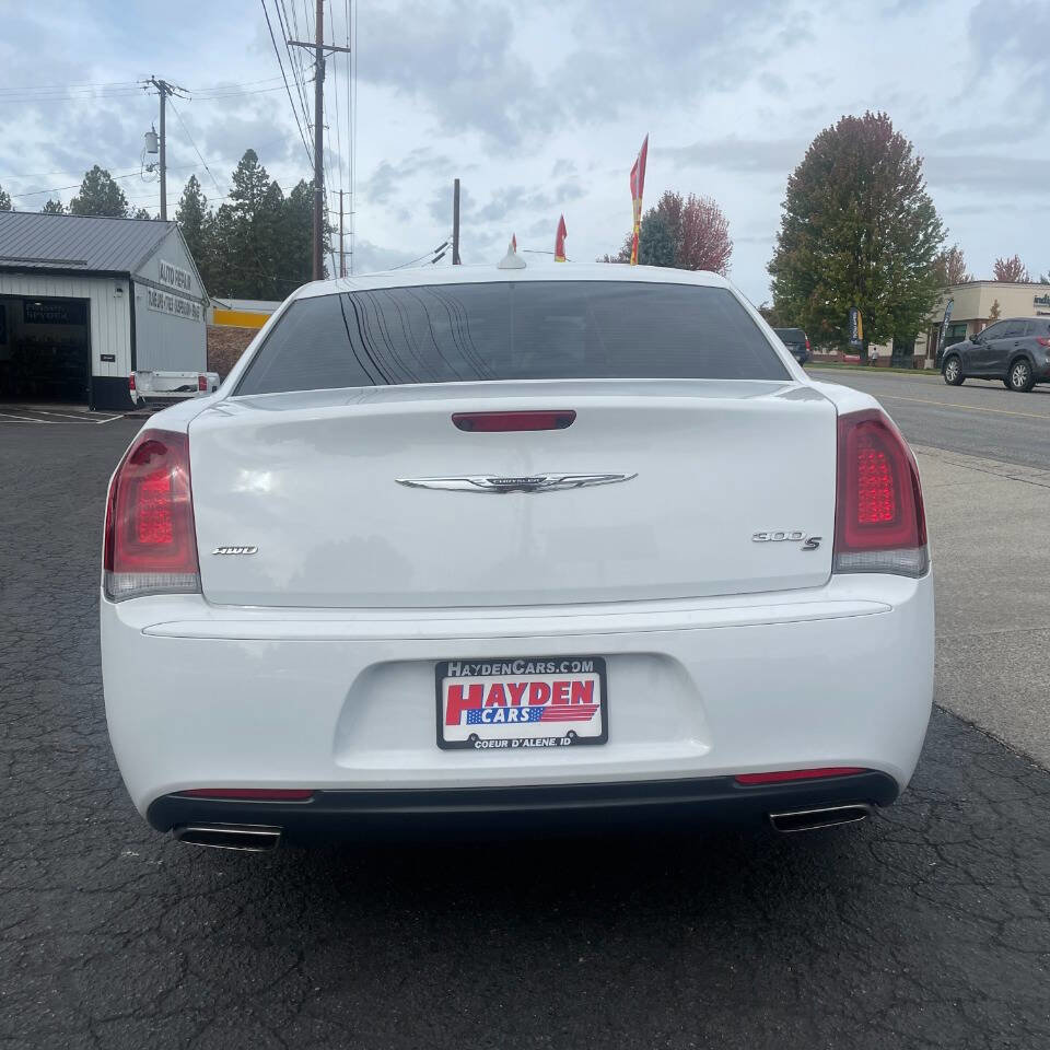 Used 2019 Chrysler 300 S image 5