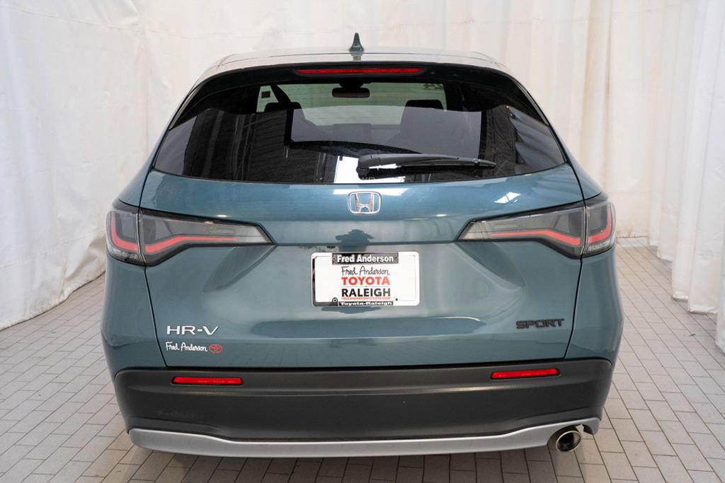 Used 2024 Honda HR-V Sport image 4
