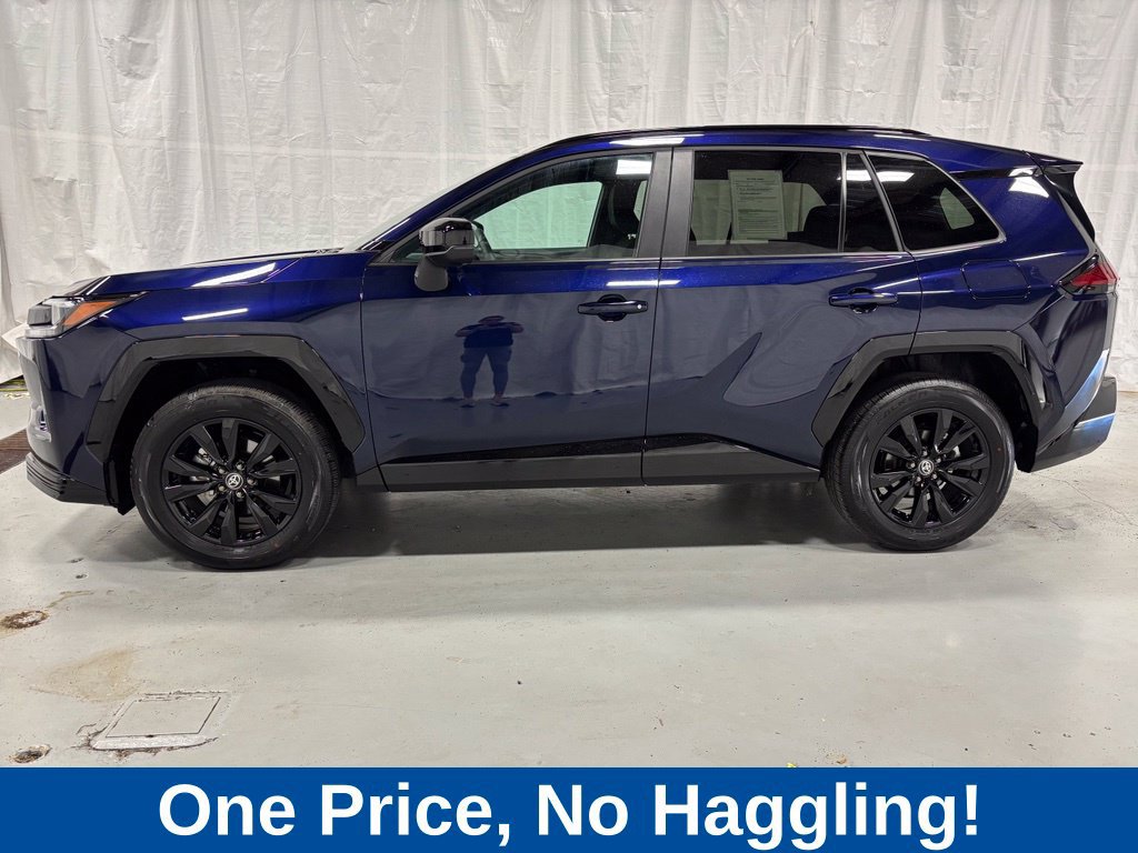 Used 2026 Toyota RAV4 SE w/ Weather Package AWD/4WD image 4