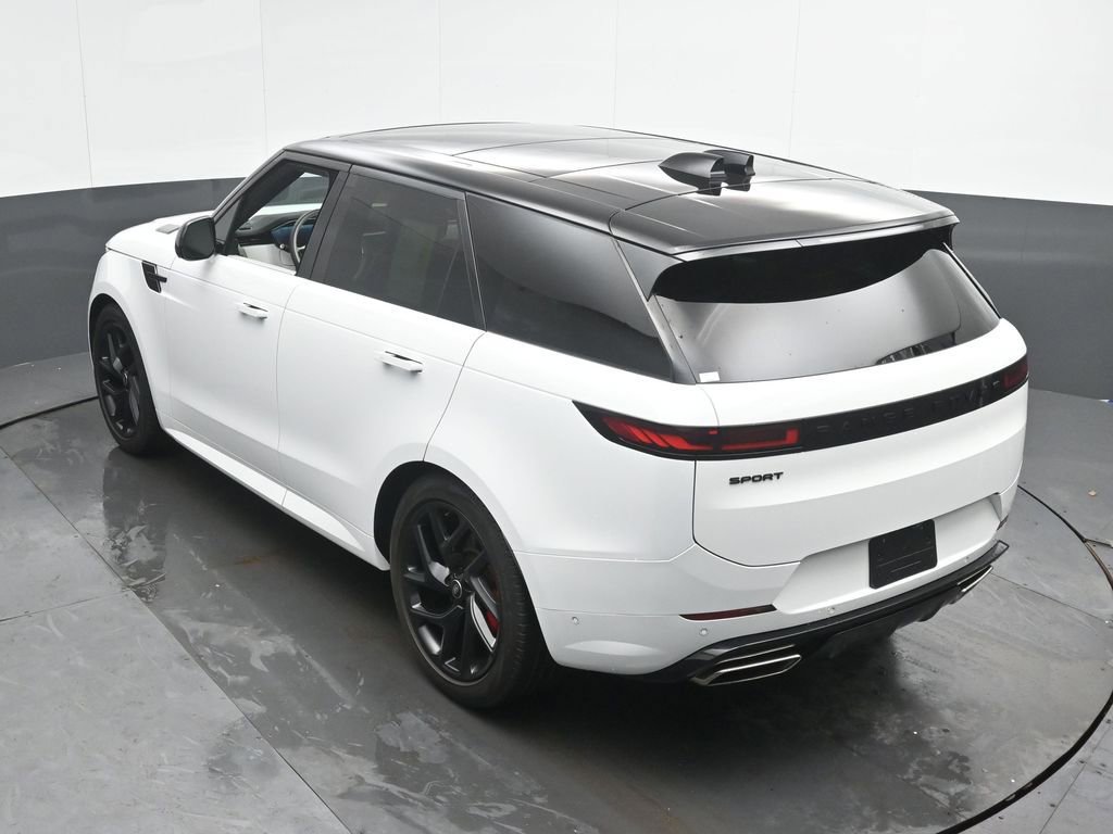 Used 2024 Land Rover Range Rover Sport Dynamic SE image 40