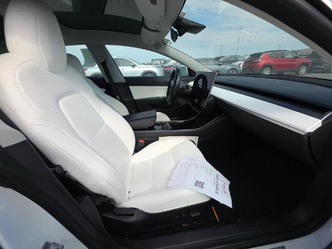 Used 2019 Tesla Model 3 Performance image 8