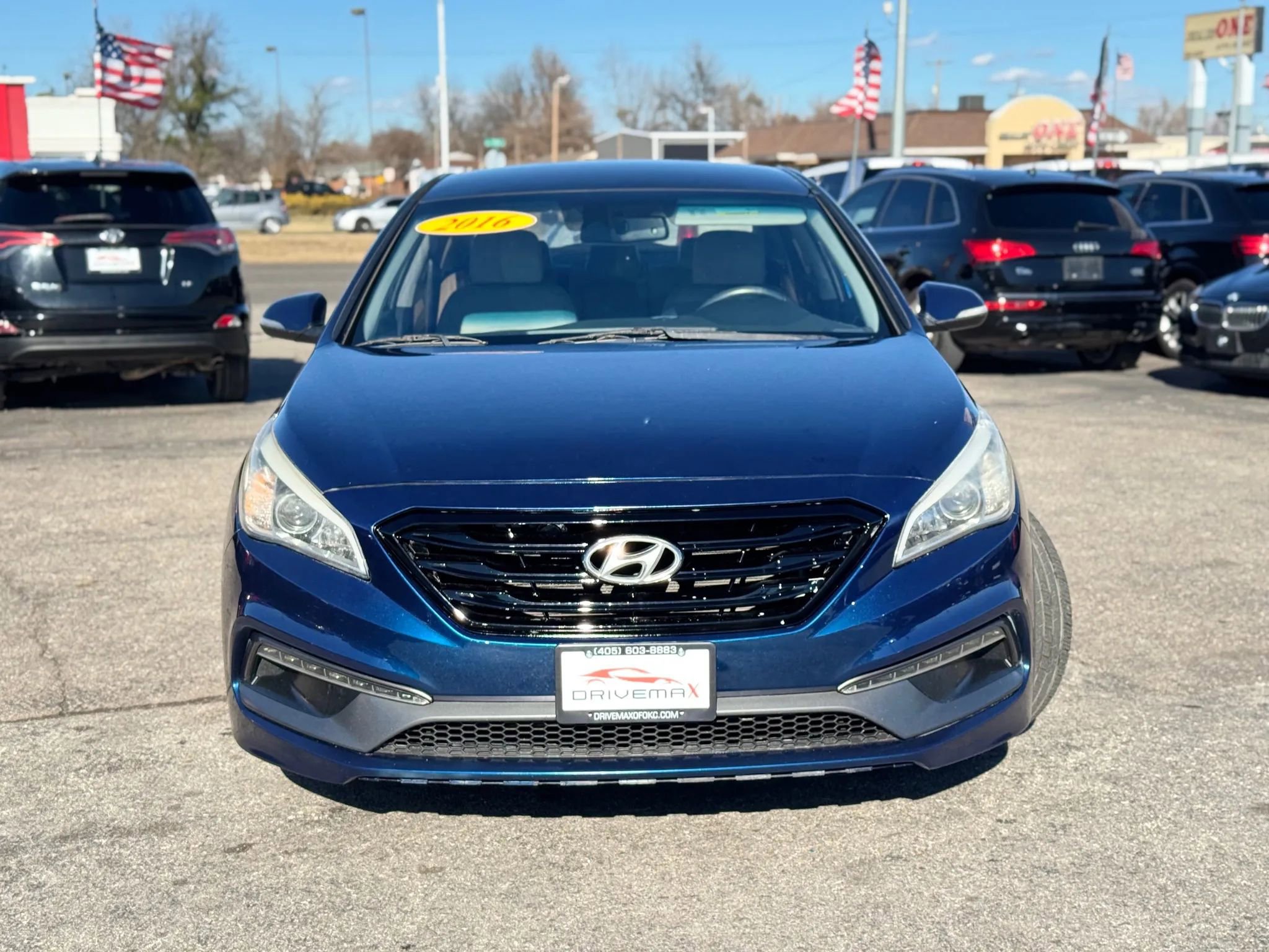 Used 2016 Hyundai Sonata Sport w/ Option Group 02 image 8