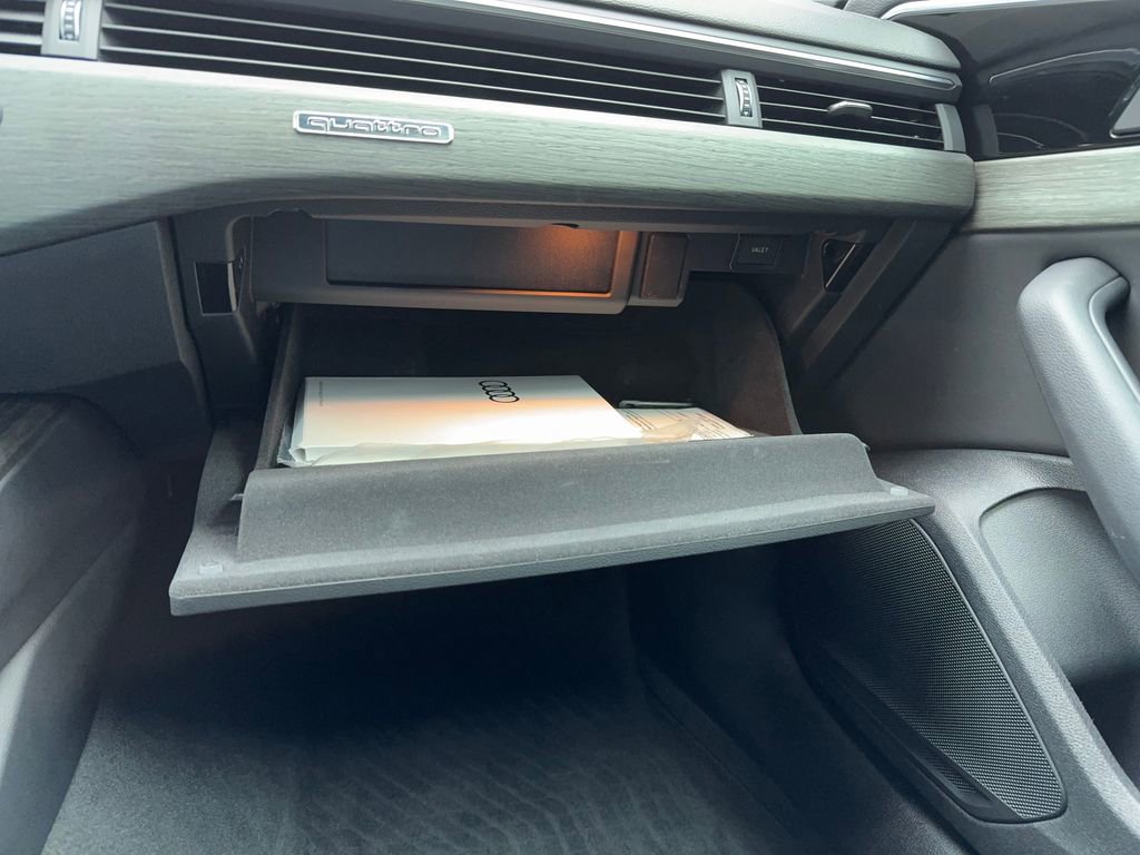 Used 2023 Audi A4 2.0T Premium w/ Convenience Package image 34