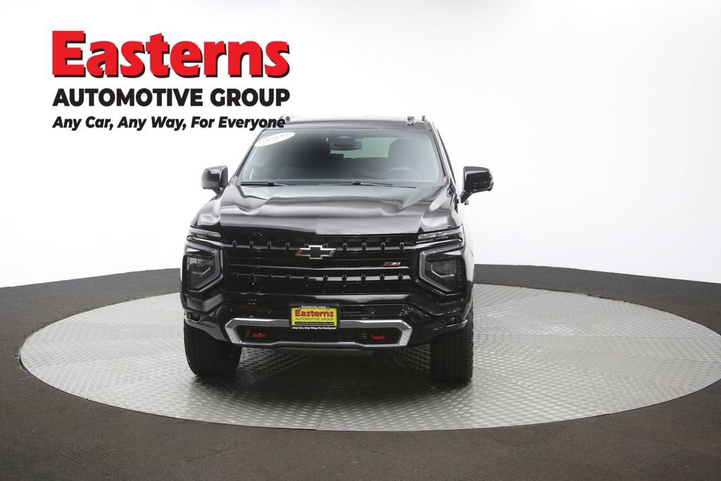 Used 2025 Chevrolet Suburban Z71 AWD/4WD image 56