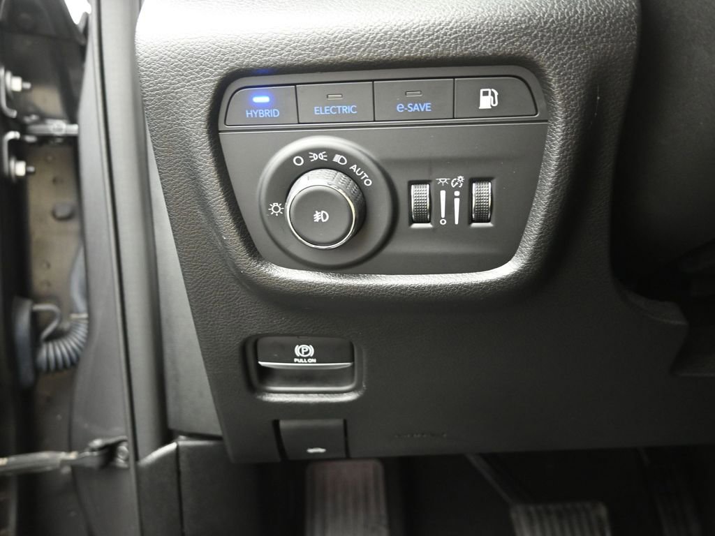 Used 2022 Jeep Grand Cherokee Limited 4xe image 20