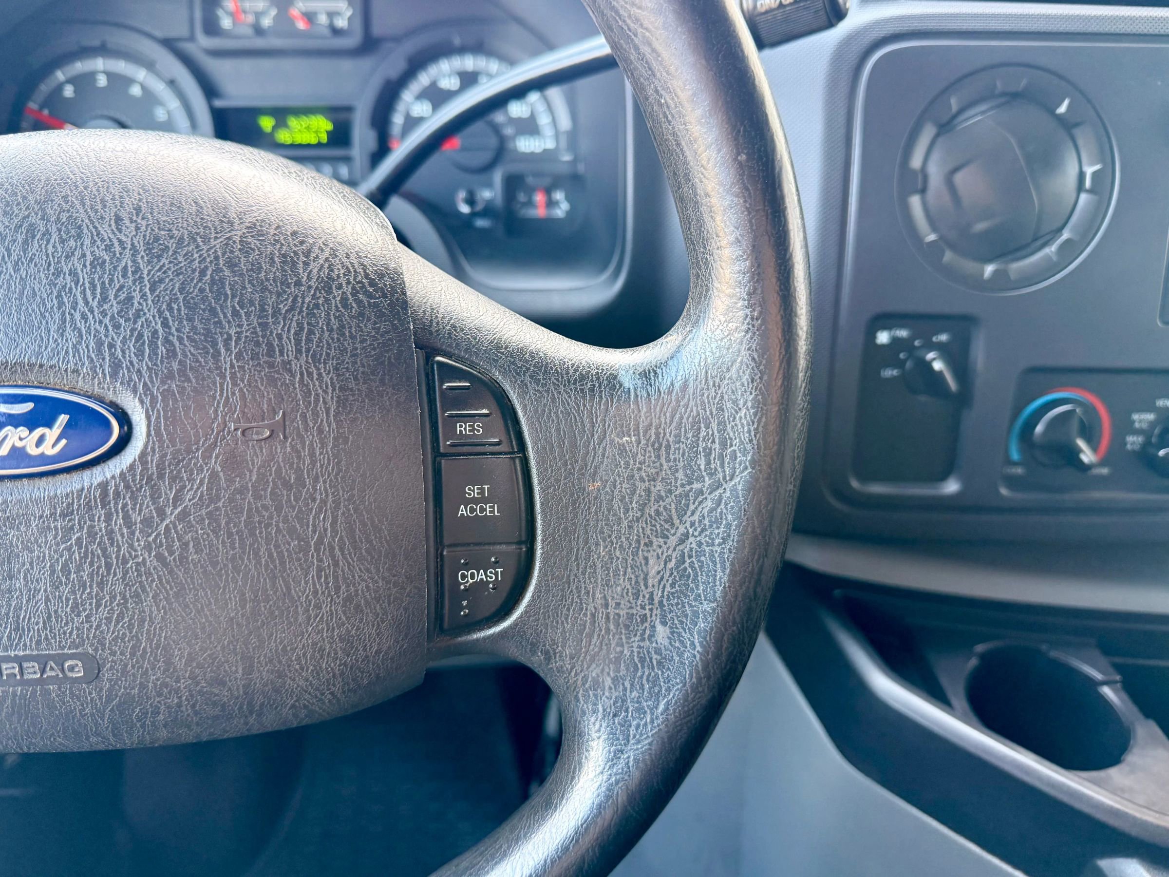 Used 2012 Ford E-150 and Econoline 150 w/ Commercial Cargo Van Pkg image 21