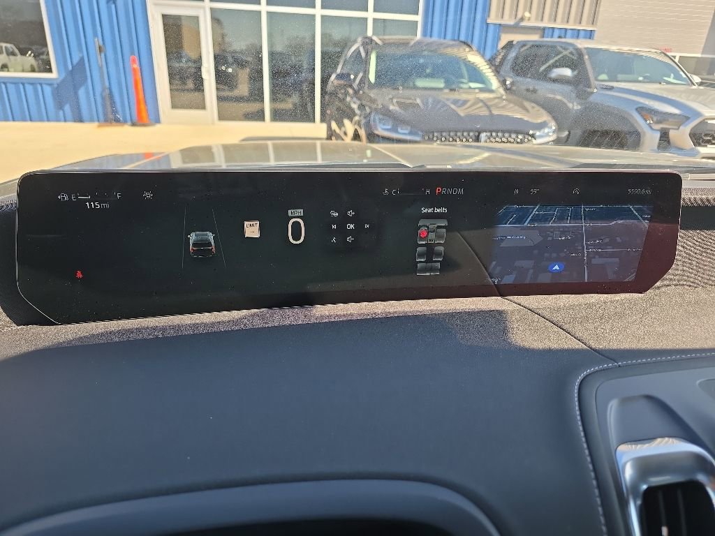 Used 2025 Ford Expedition Platinum w/ Stealth Performance Package AWD/4WD image 26