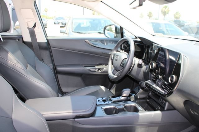Certified 2025 Lexus NX 250 AWD w/ Cold Area Package image 5