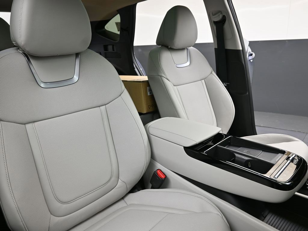 New 2026 Hyundai Tucson Limited image 15