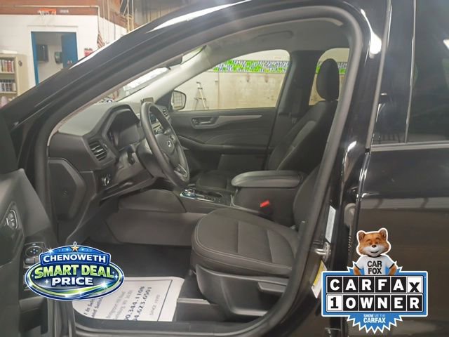 Used 2025 Ford Escape Active AWD/4WD image 7