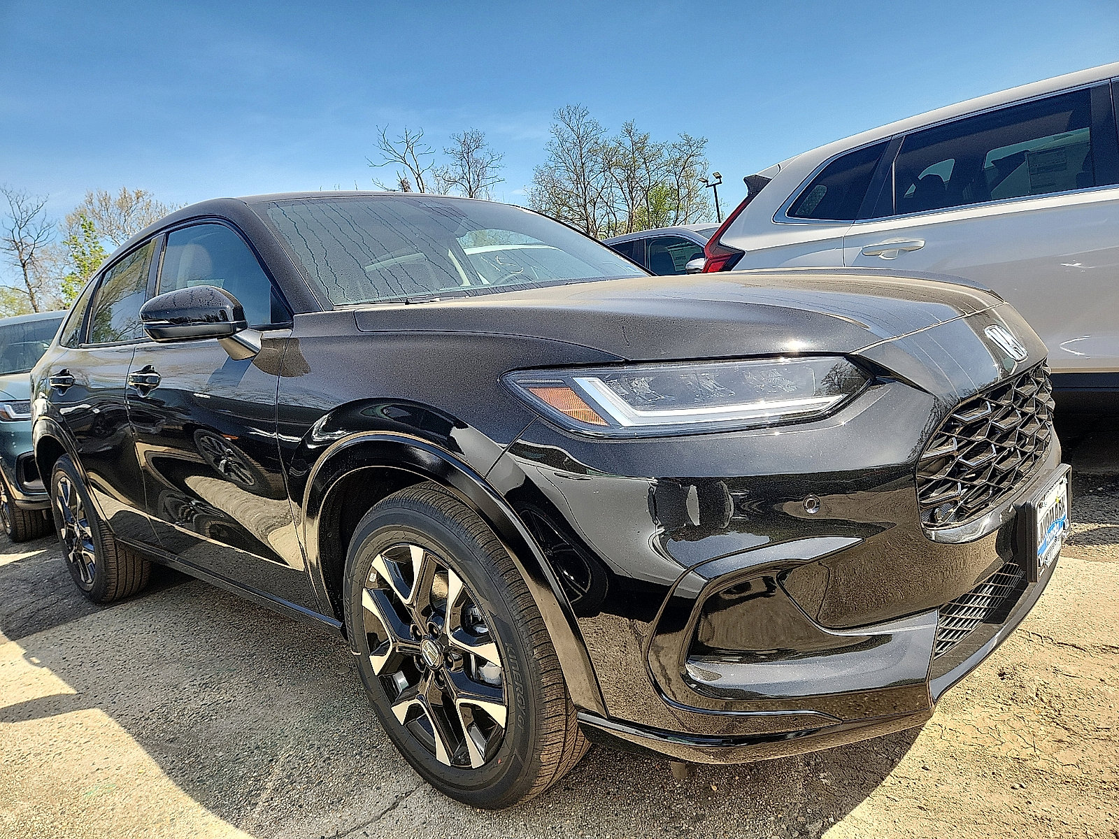 New 2026 Honda HR-V EX-L image 2