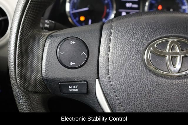 Used 2018 Toyota Corolla LE image 8