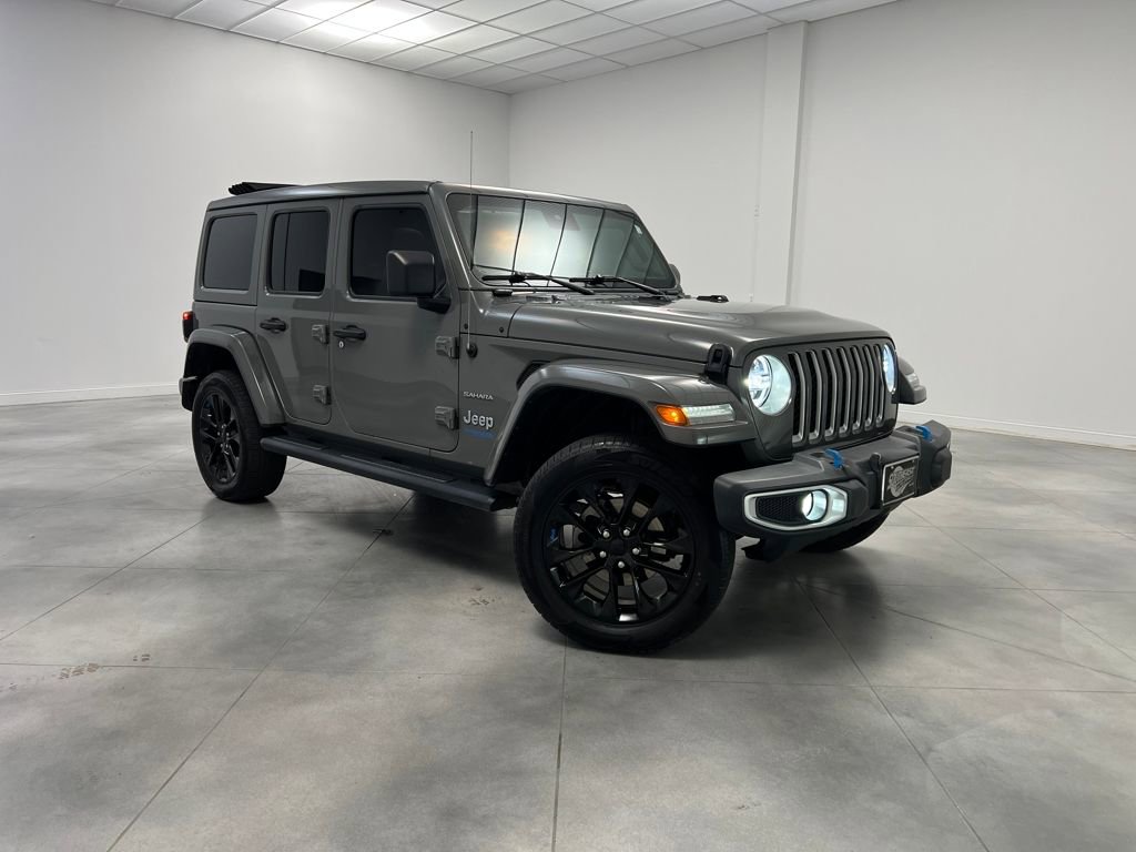 Used 2022 Jeep Wrangler Unlimited Sahara w/ Cold Weather Group image 2
