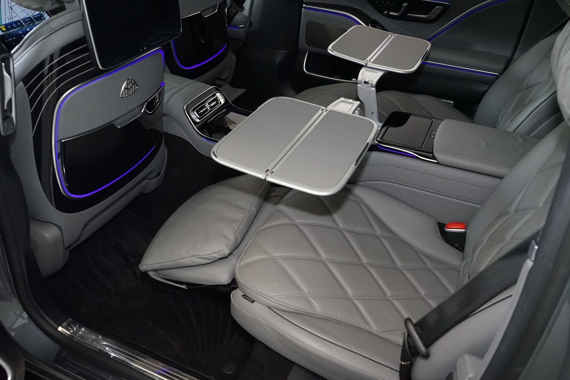 Used 2024 Mercedes-Benz Maybach S 580 4MATIC image 24