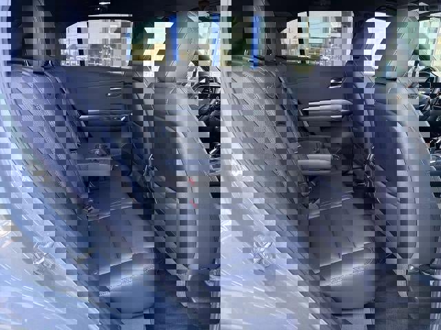 Used 2025 Cadillac XT4 Premium Luxury FWD image 20