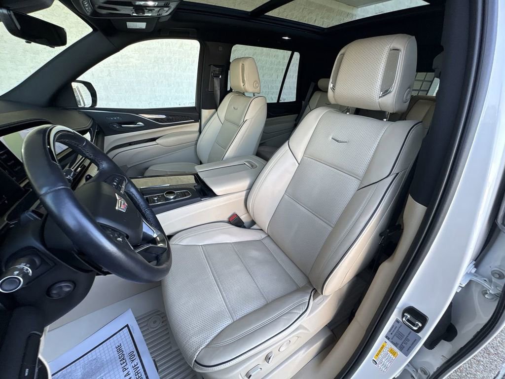 Certified 2022 Cadillac Escalade Premium Luxury image 20