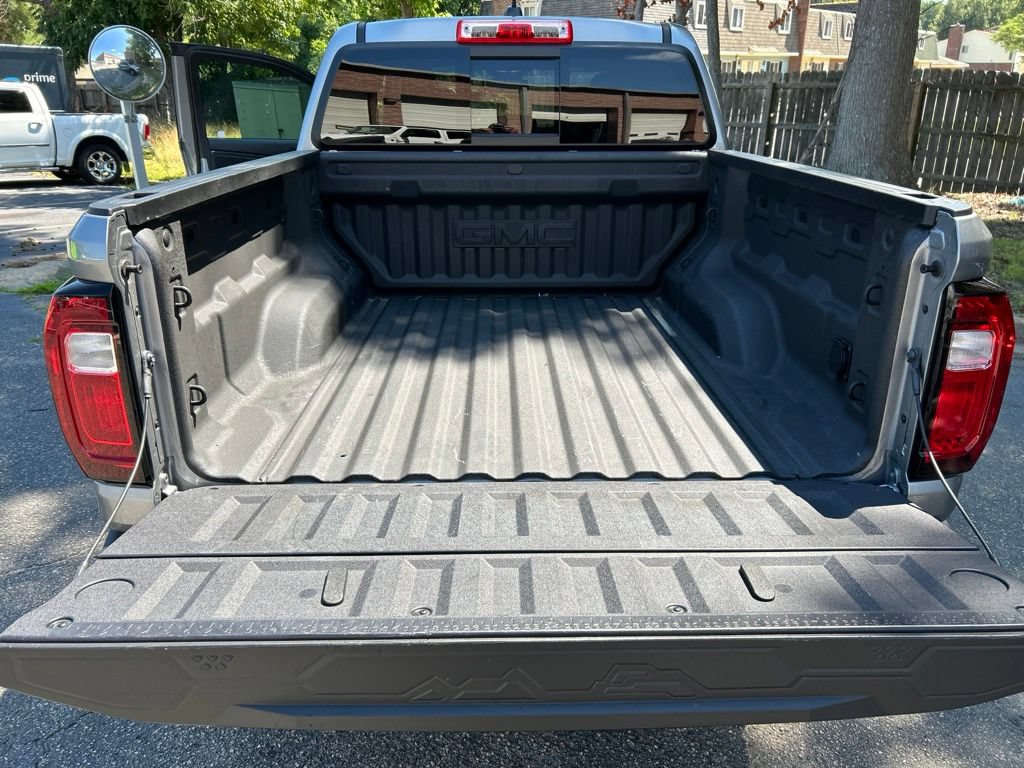 Used 2025 GMC Canyon AT4 w/ AT4X Package AWD/4WD image 28