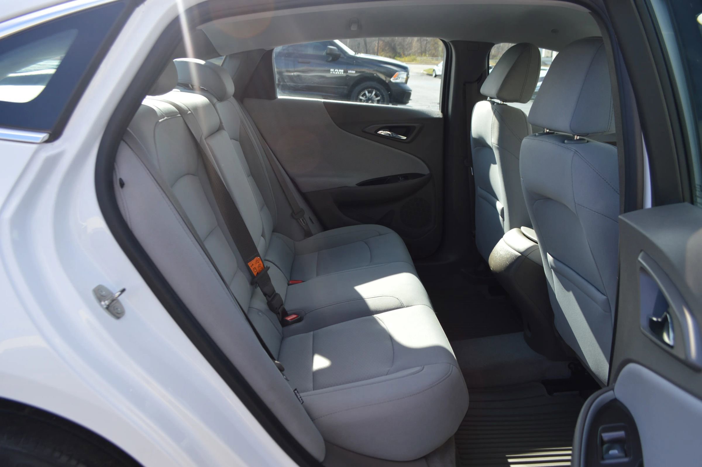 Used 2017 Chevrolet Malibu LS FWD image 25