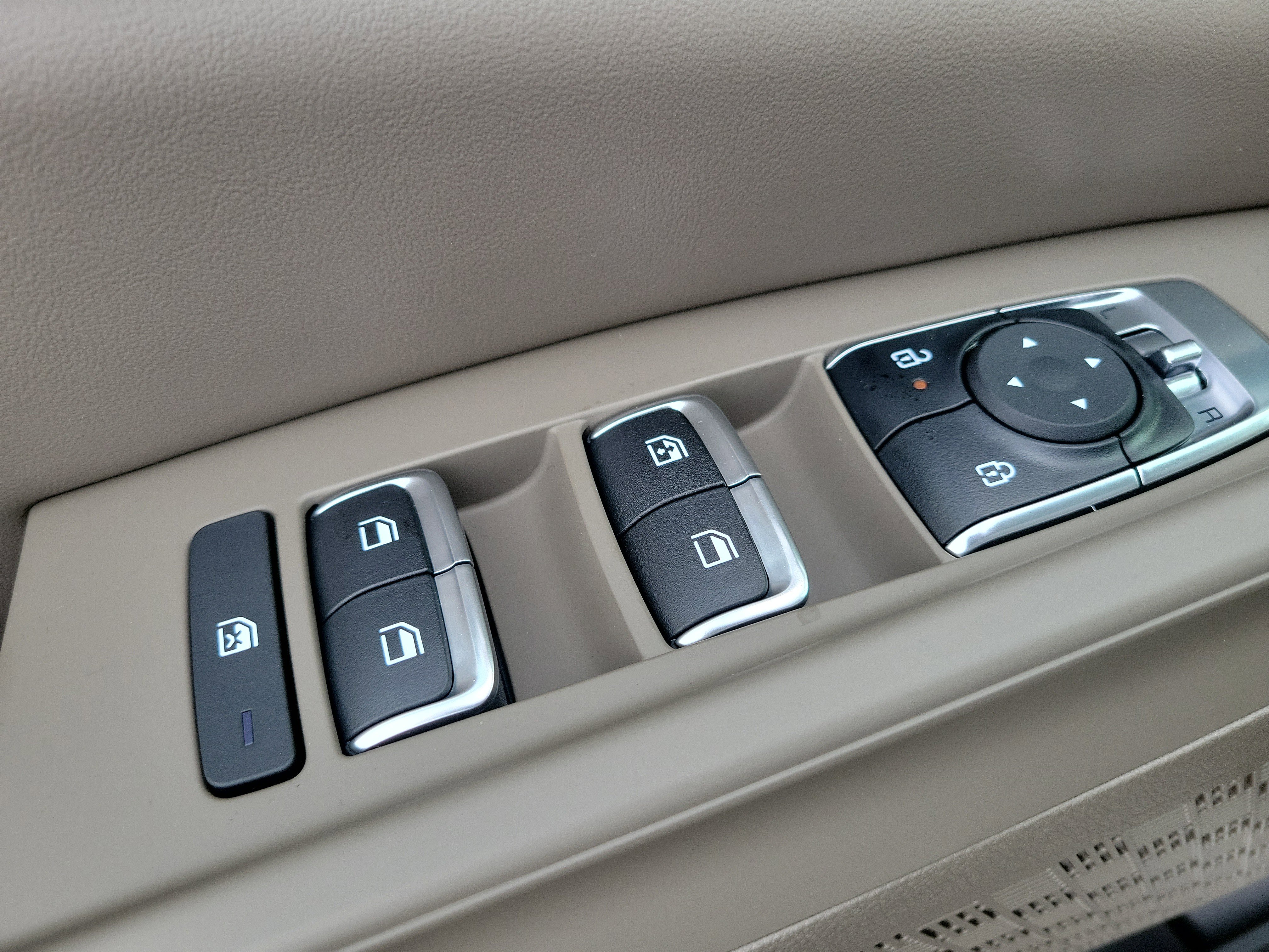 New 2026 Kia Carnival LX image 19