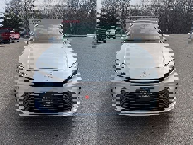 Used 2026 Toyota Camry XLE image 3