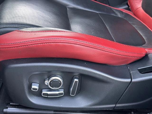 Used 2018 Jaguar F-PACE S image 18