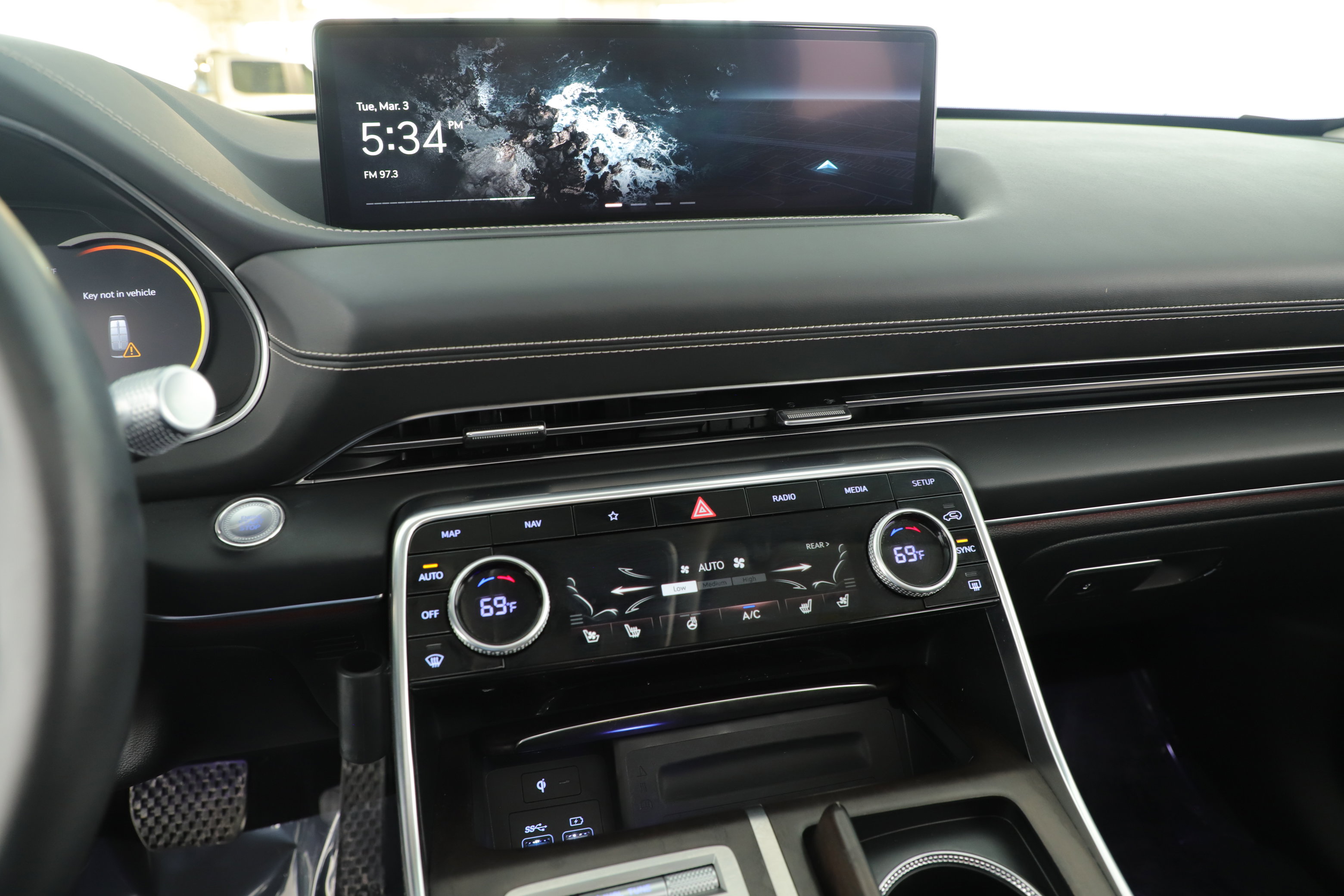 Used 2021 Genesis GV80 3.5T w/ Advanced Package 06 image 12