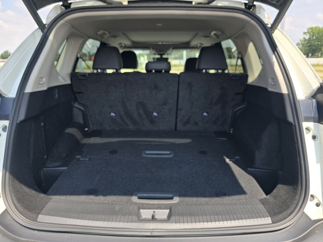 Used 2023 Nissan Rogue SL w/ SL Premium Package AWD/4WD image 20