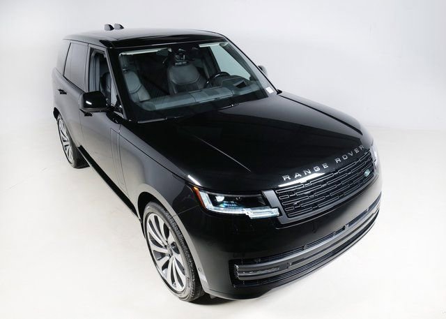 New 2026 Land Rover Range Rover SE image 26