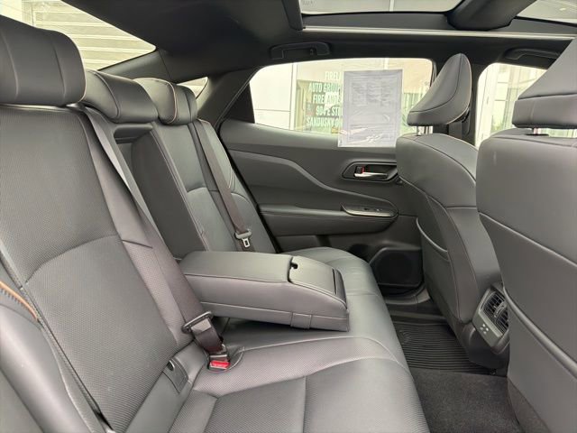 Certified 2023 Toyota Crown Limited image 38