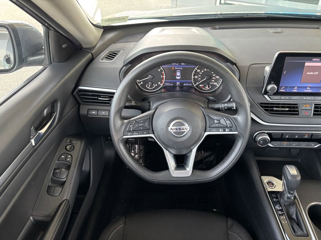 Used 2022 Nissan Altima 2.5 SV image 9